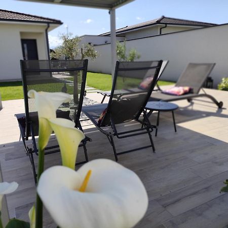 La Villa D'A-Mours Экстерьер фото
